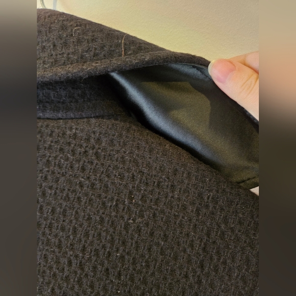 D&G Black Belted Coat with Satin/Velvet Trim Detail Size 40 - Picture 13 of 13